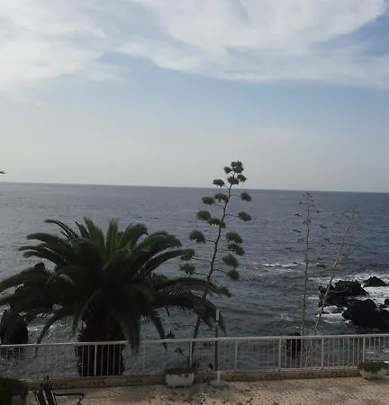 Waikiki Puerto de Santiago (Tenerife)
